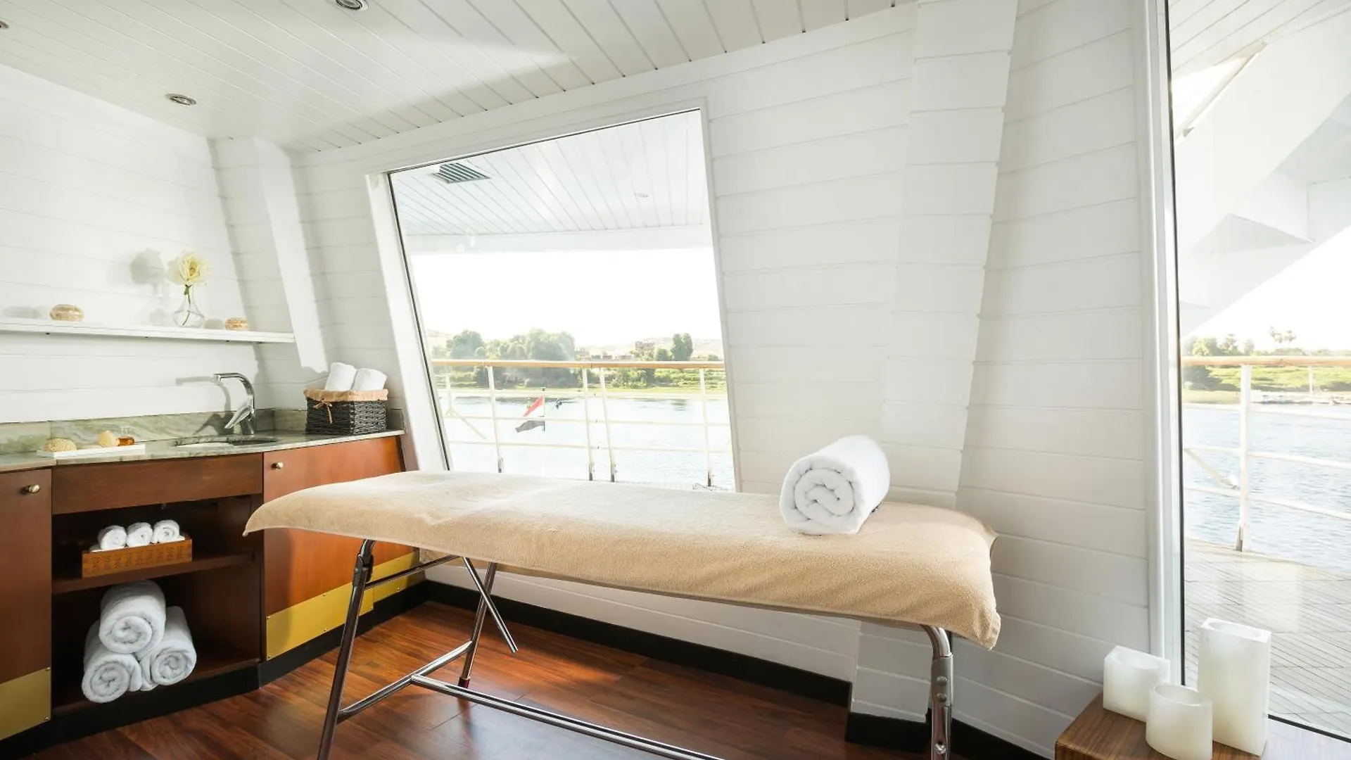 فندق M/Y Alyssa - 4 Or 7 Nights From Luxor Each Monday And 3 Or 7 Nights From Aswan Each Friday